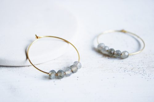 Pendientes de aro de labradorita de Fauna y Flora