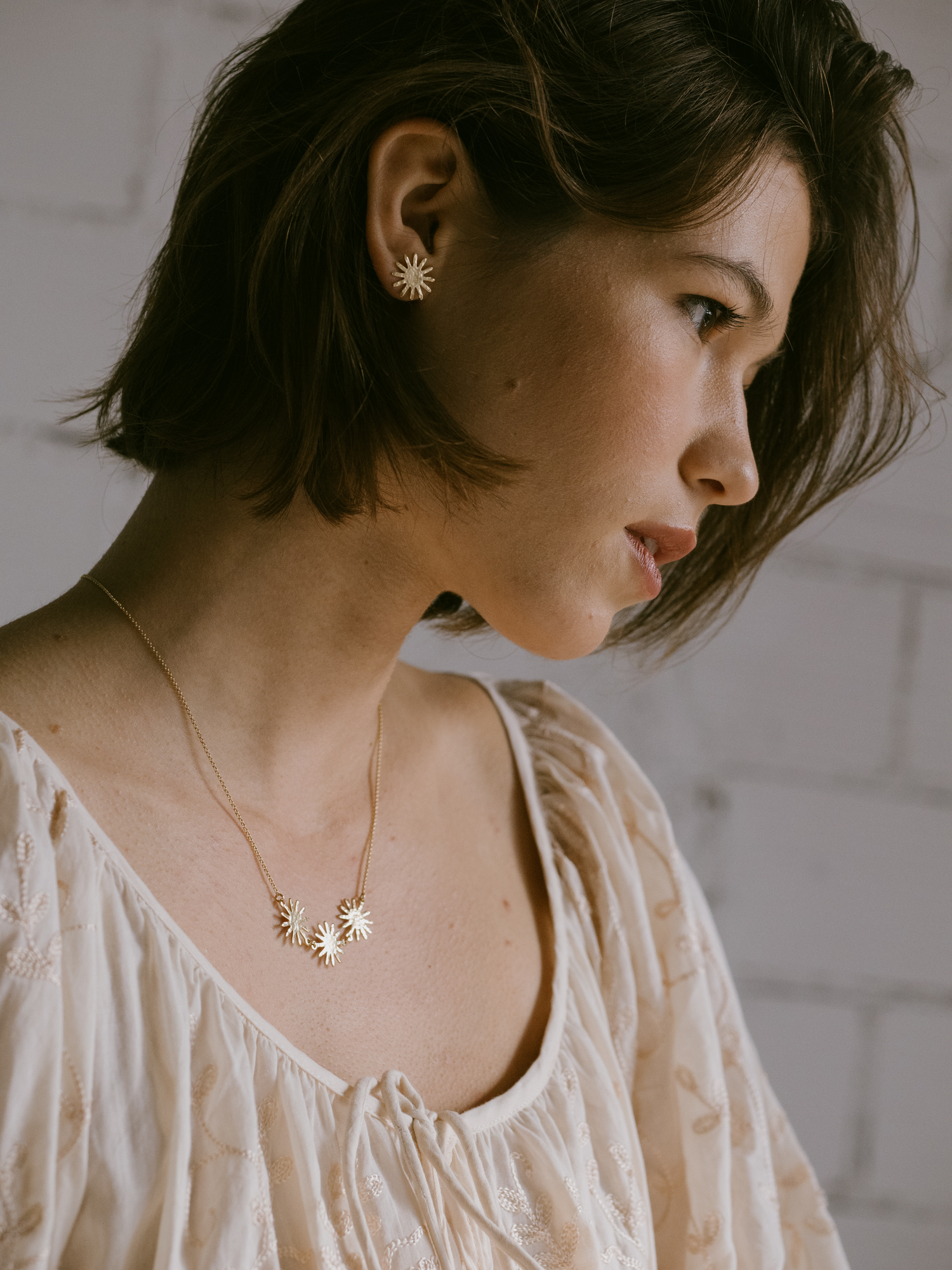 Conjunto collar y pendientes sol dorado Amanecer y Alba de Fauna y Flora