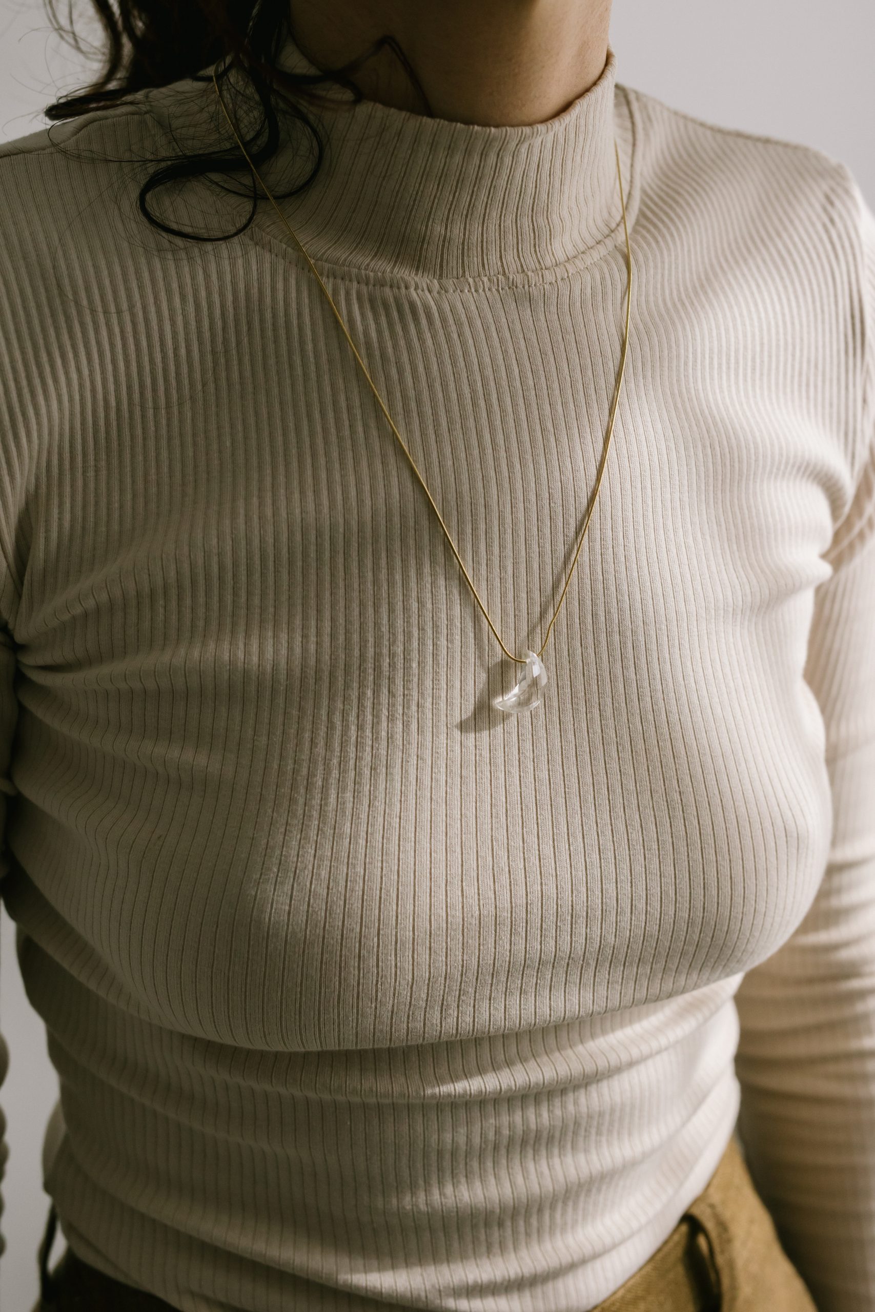 Colgante Luna de cuarzo de Fauna y Flora