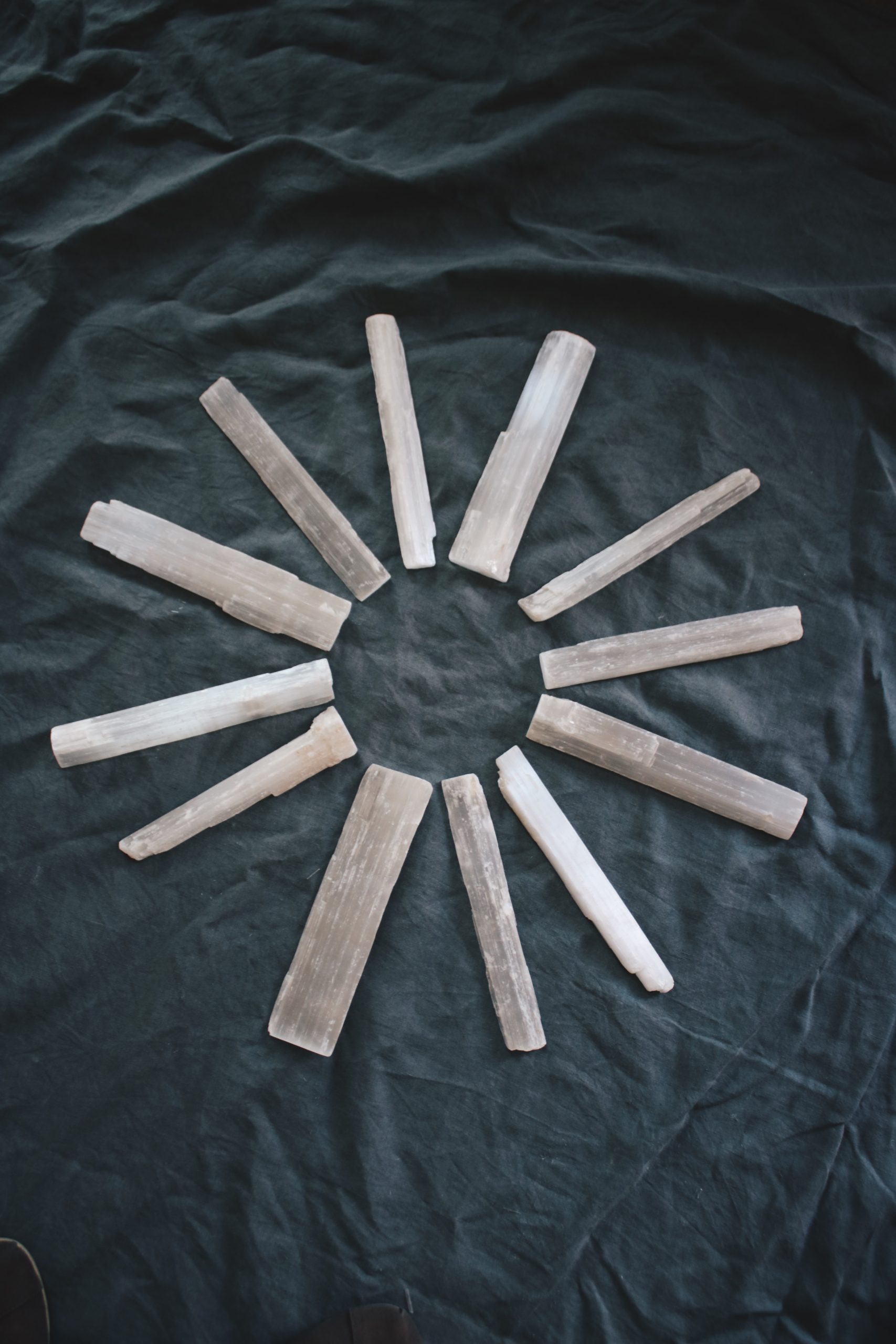 limpieza energetica de minerales con selenita selected crystals fauna y flora