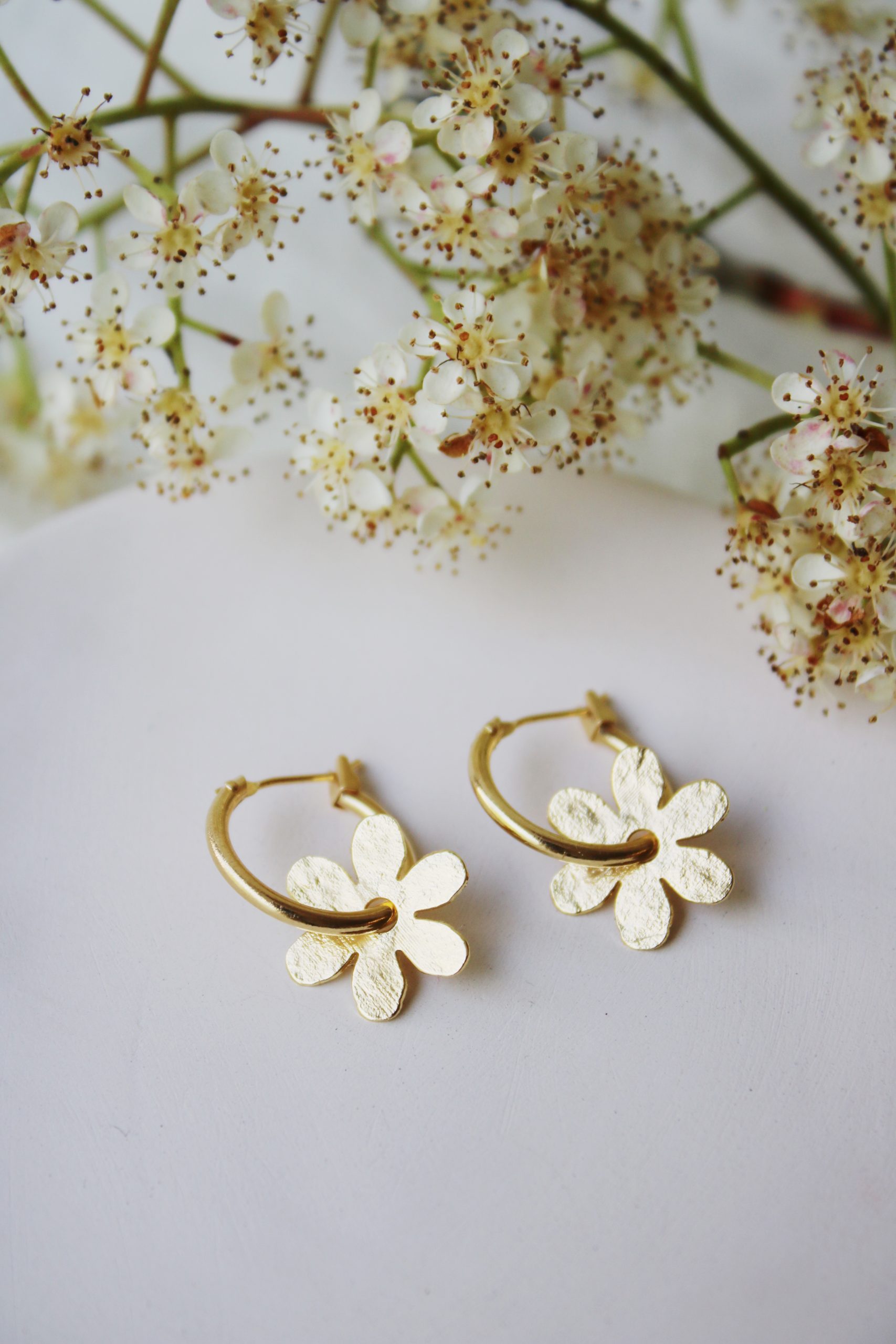 Pendientes de aro con flores Brisa Fauna y Flora